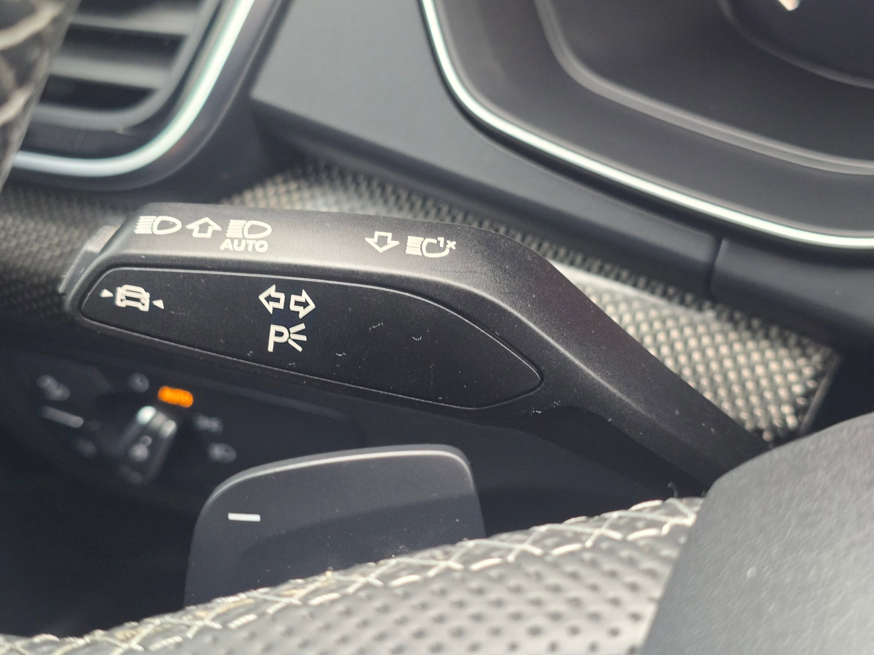 Used 2023 Audi SQ5 Premium Plus w/ Premium Plus Package image 42