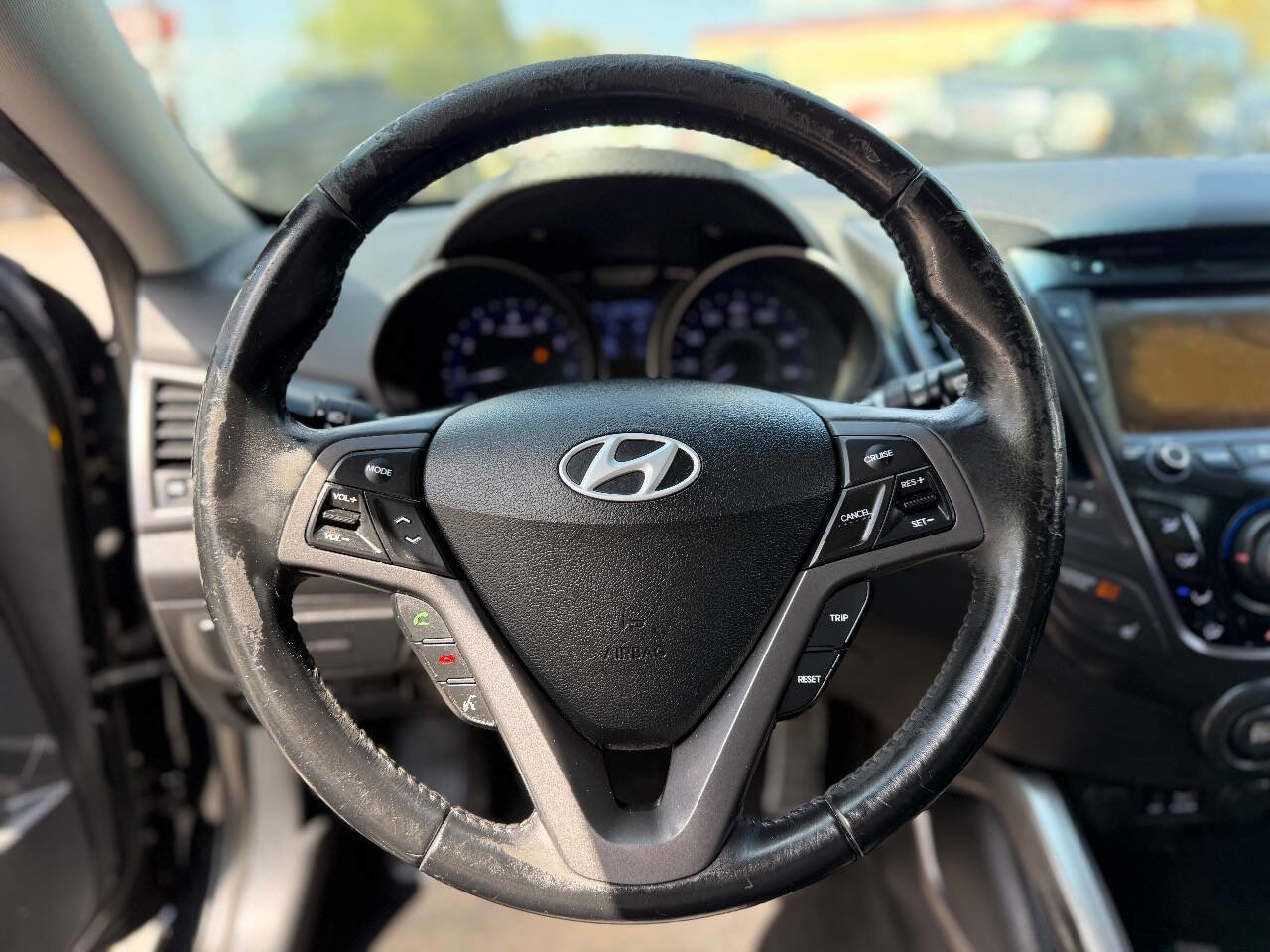Used 2013 Hyundai Veloster Turbo FWD image 18