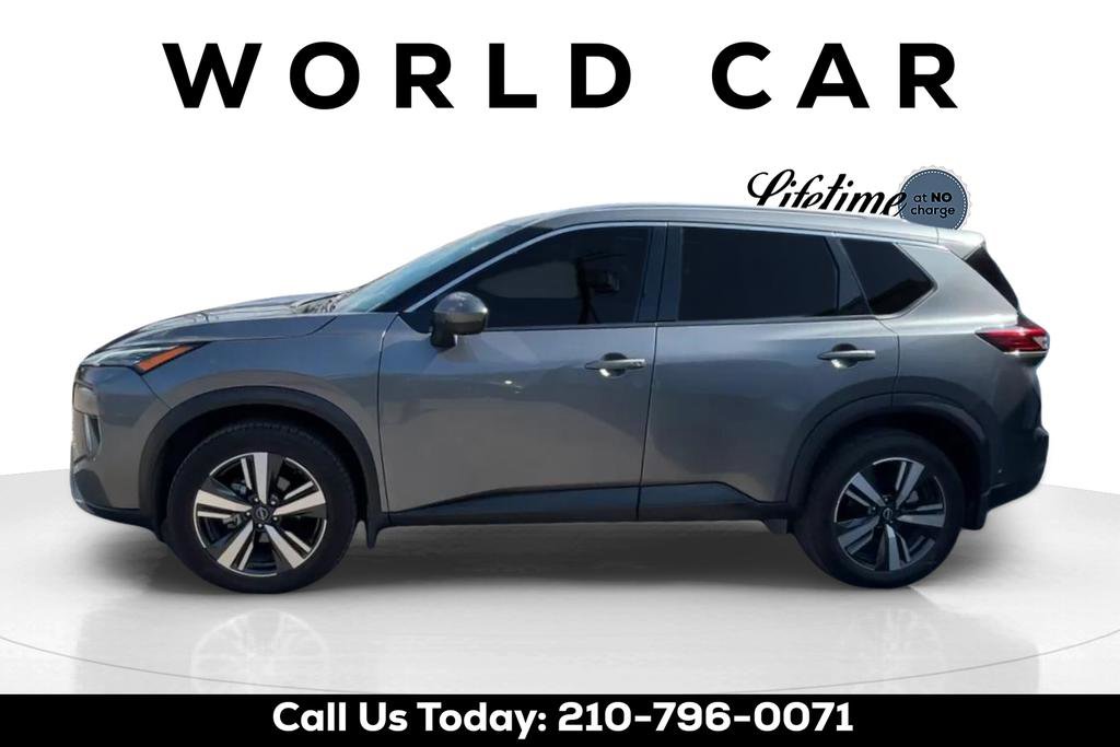 Used 2024 Nissan Rogue SL w/ SL Premium Package image 4