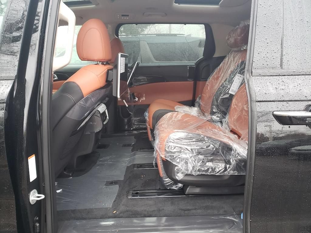 New 2026 Kia Carnival SX Prestige FWD image 27