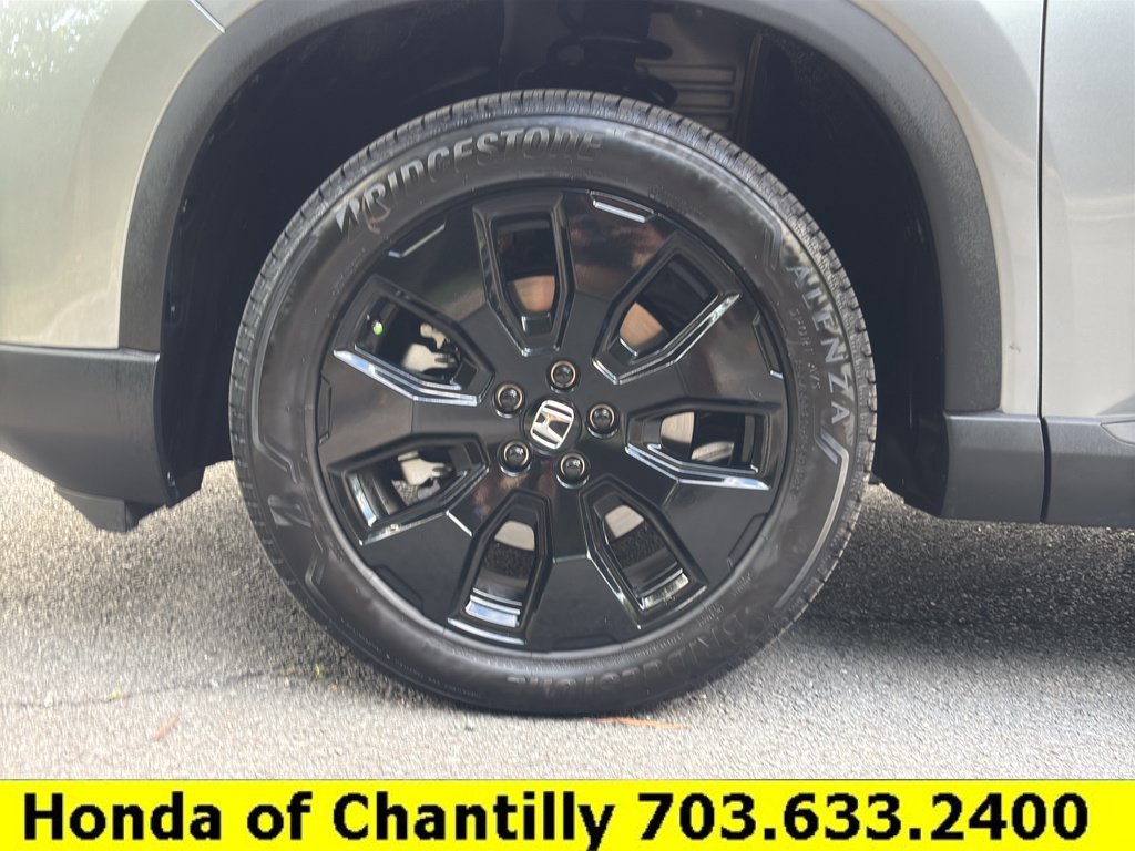 Certified 2026 Honda Pilot Black Edition image 32