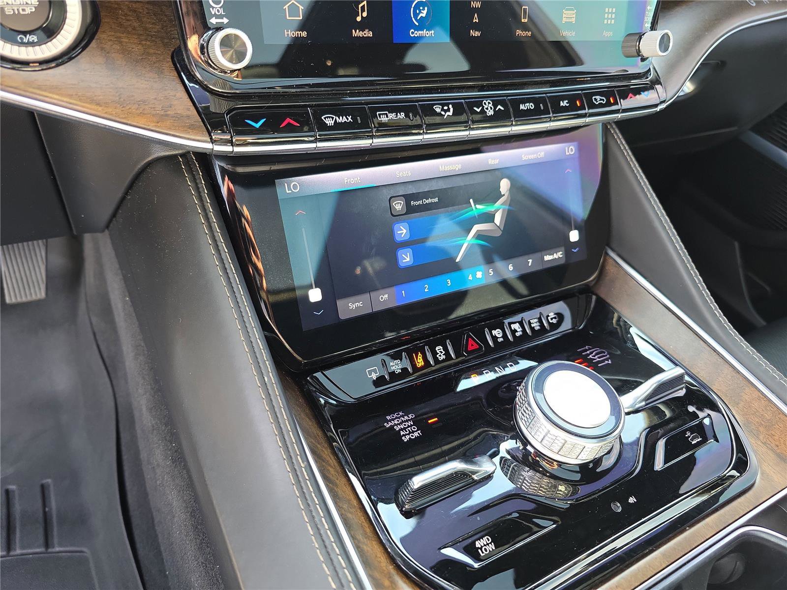 Used 2022 Jeep Grand Wagoneer Series II w/ Convenience Group III image 24