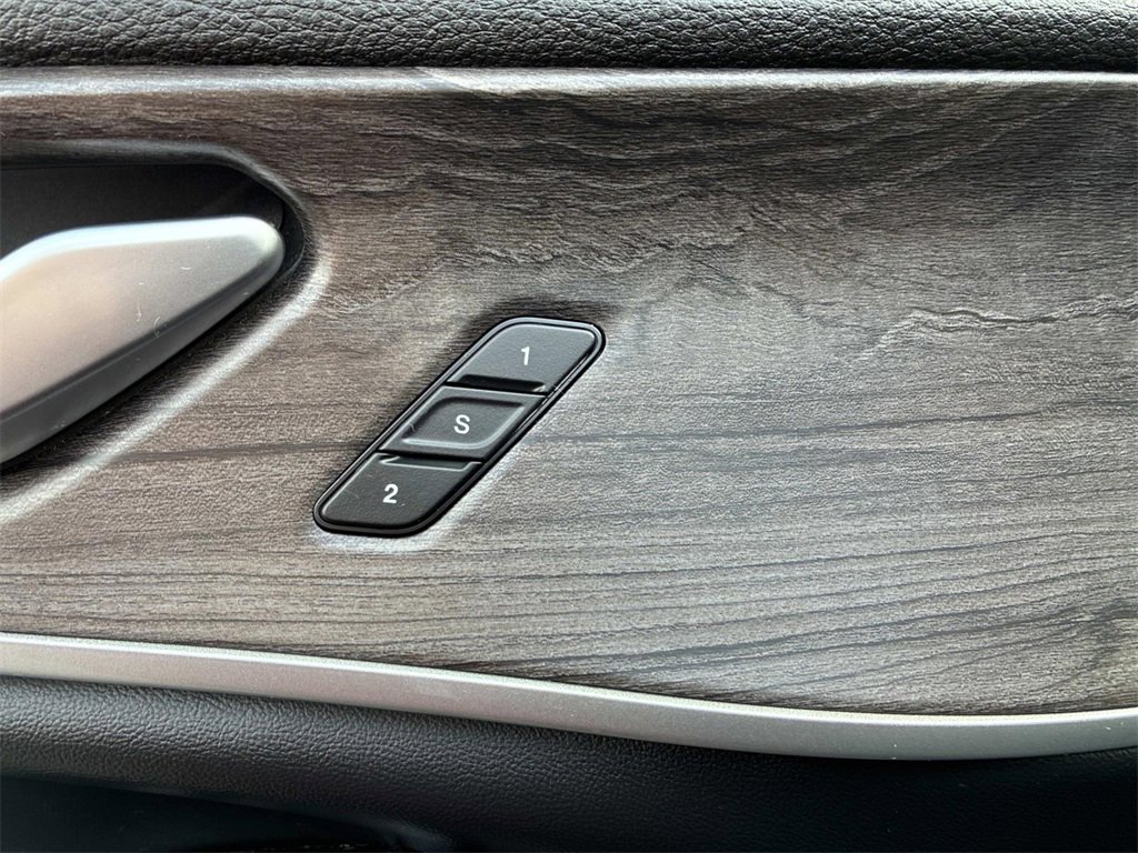 Used 2023 Jeep Grand Cherokee 4WD 4xe image 25