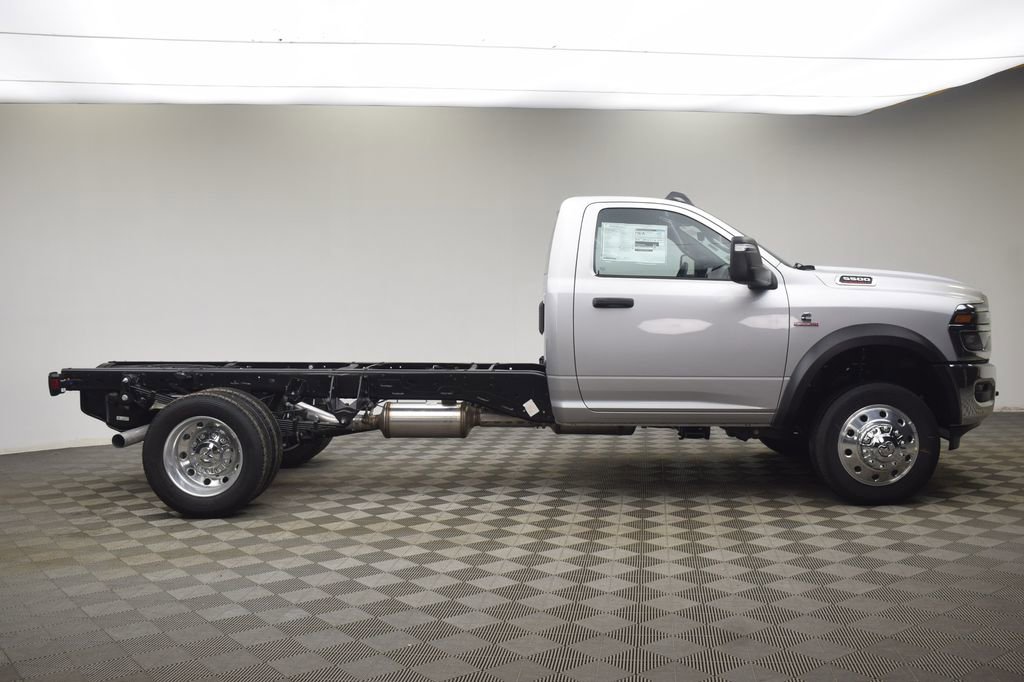 New 2026 RAM 5500 Tradesman image 3