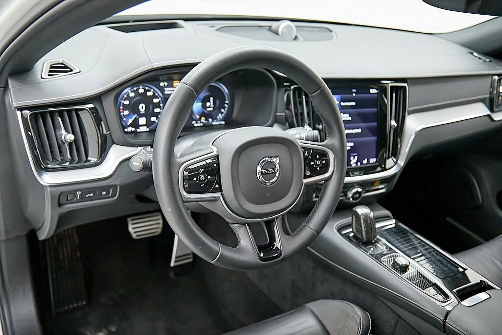 Certified 2022 Volvo S60 T8 Polestar image 13