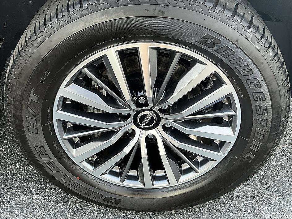 Certified 2024 Nissan Armada SL image 10