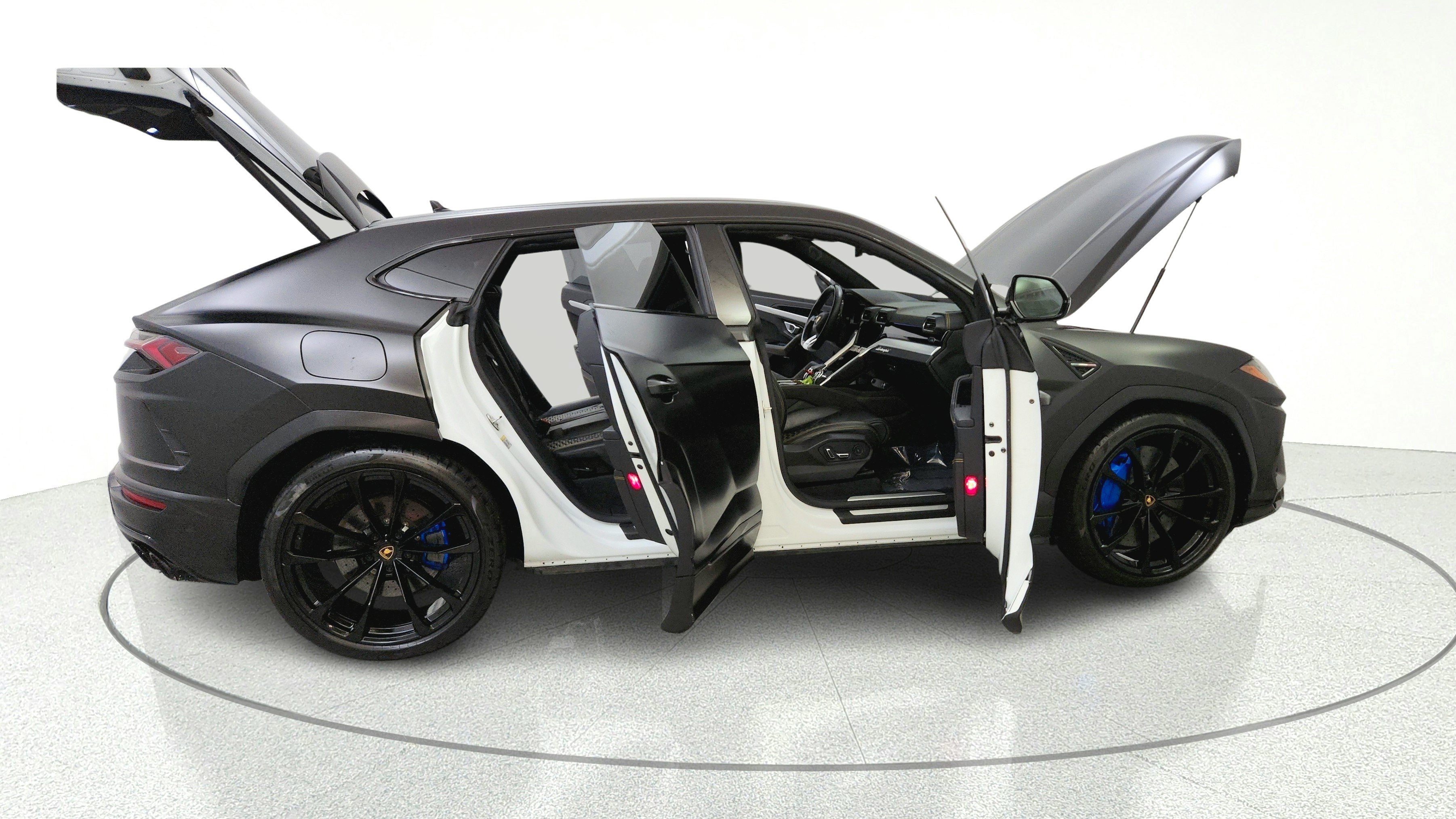 Used 2021 Lamborghini Urus AWD/4WD image 15