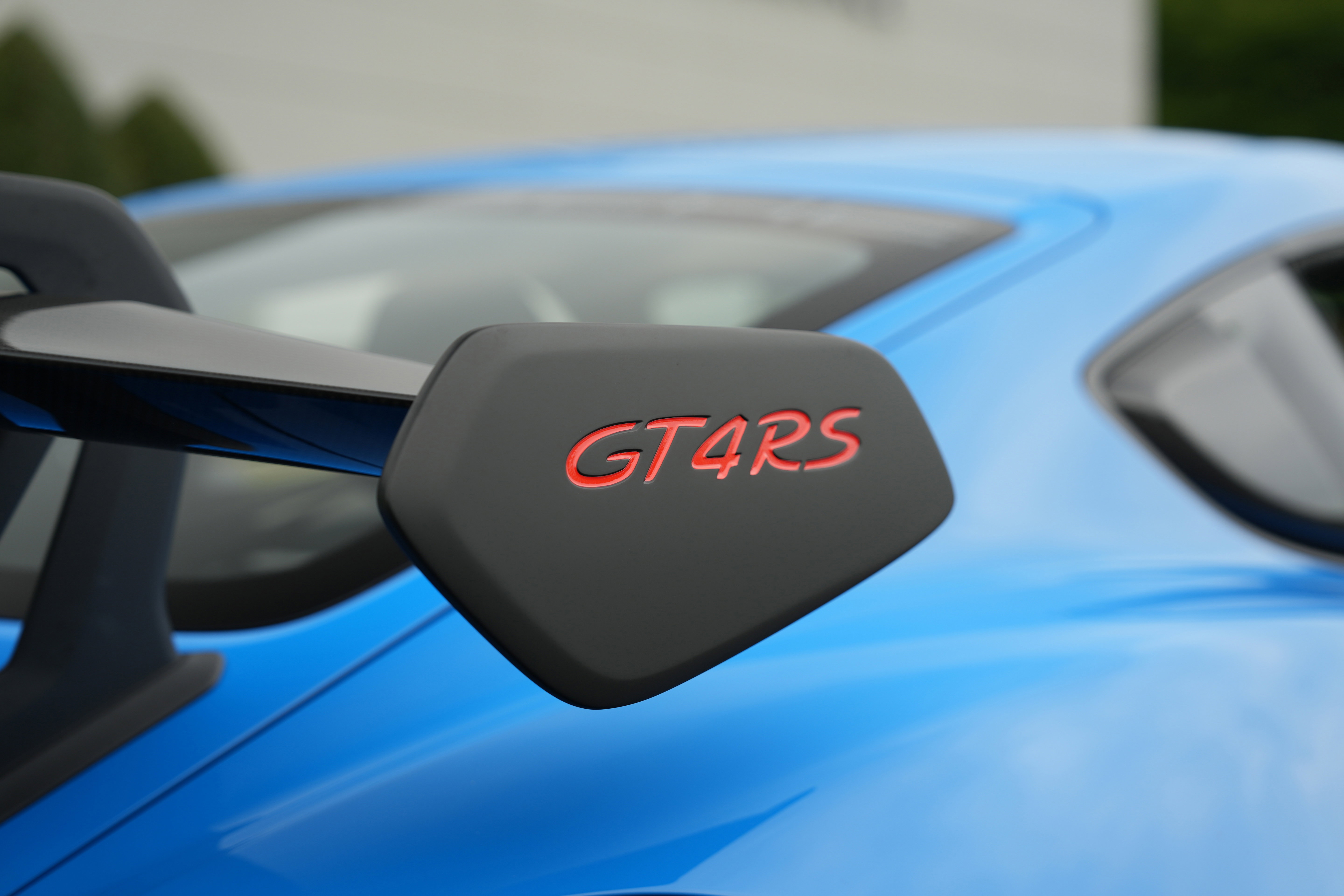 Used 2024 Porsche 718 Cayman GT4 RS w/ Weissach Package RWD image 46