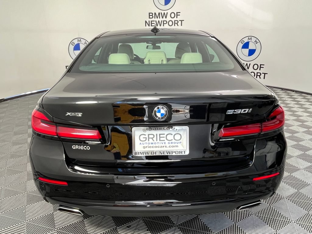 Used 2023 BMW 530i xDrive w/ Convenience Package AWD/4WD image 12