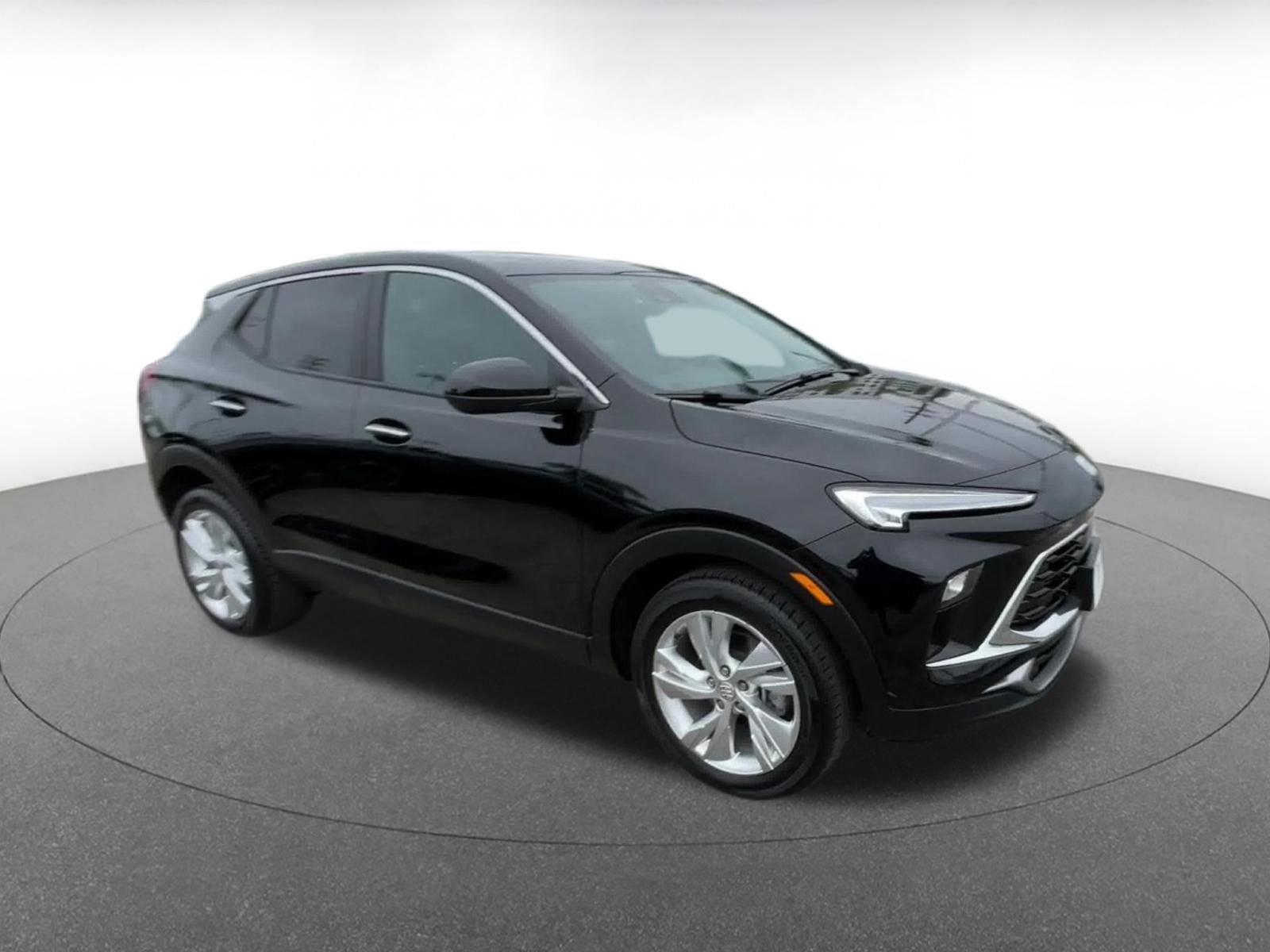 Used 2025 Buick Encore GX Preferred image 2