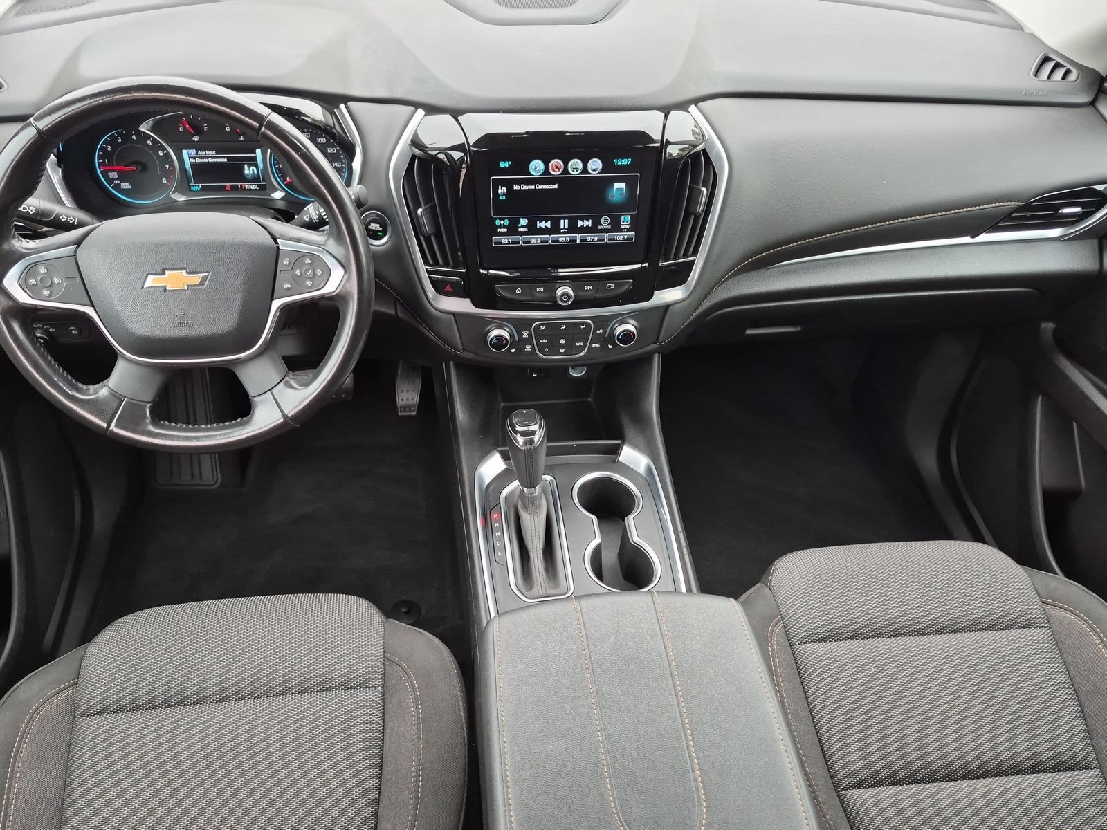 Used 2019 Chevrolet Traverse LT FWD image 16