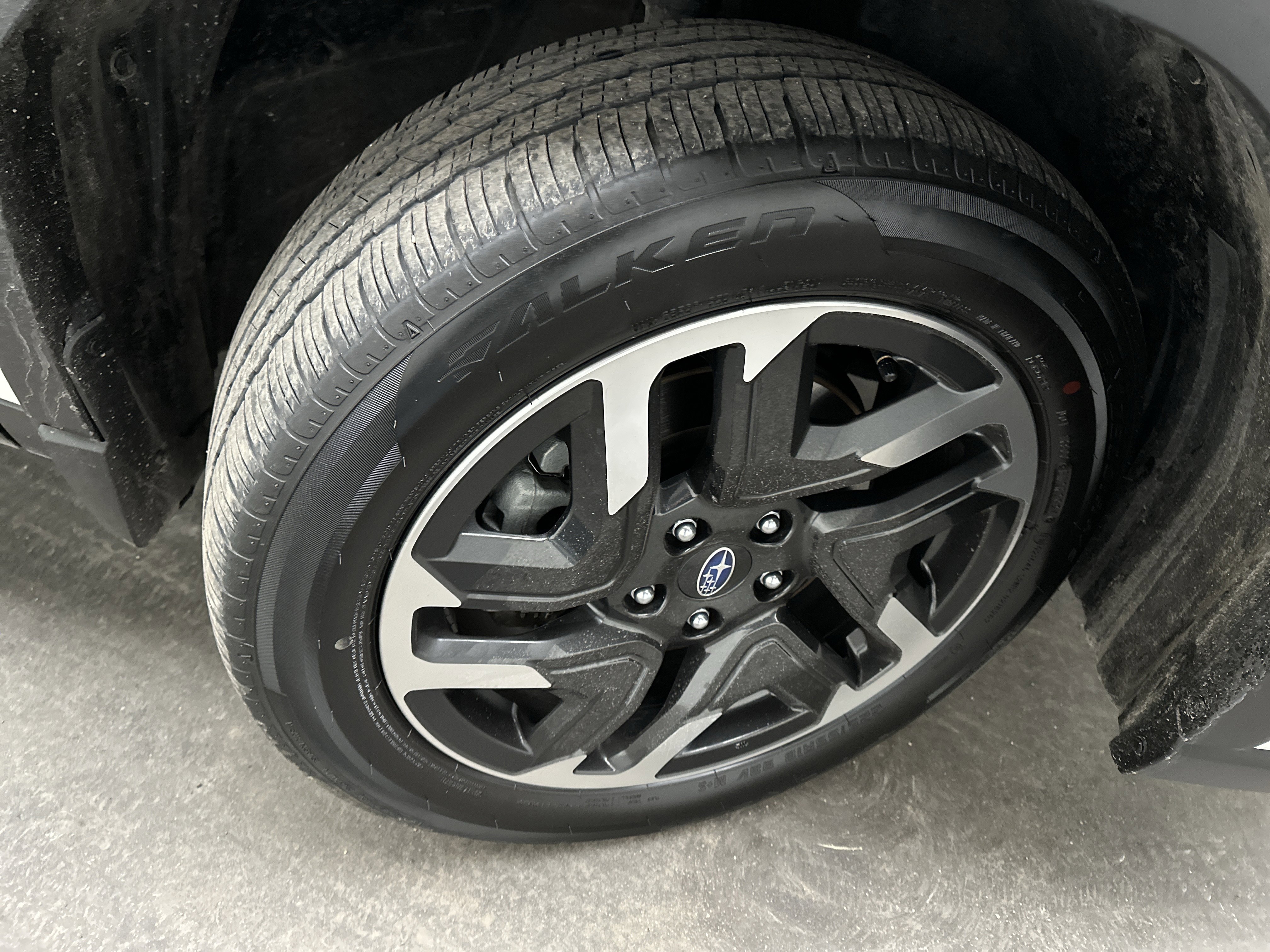 Used 2025 Subaru Forester Limited w/ Popular Package #2 image 11