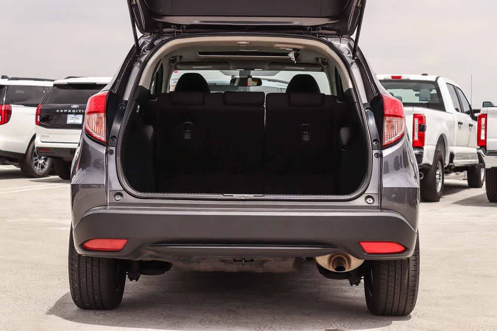 Used 2018 Honda HR-V EX image 28