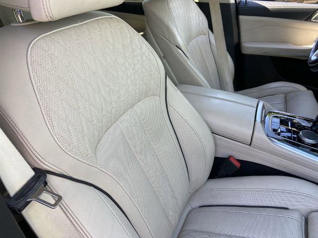 Used 2020 BMW X7 xDrive40i w/ Premium Package image 24