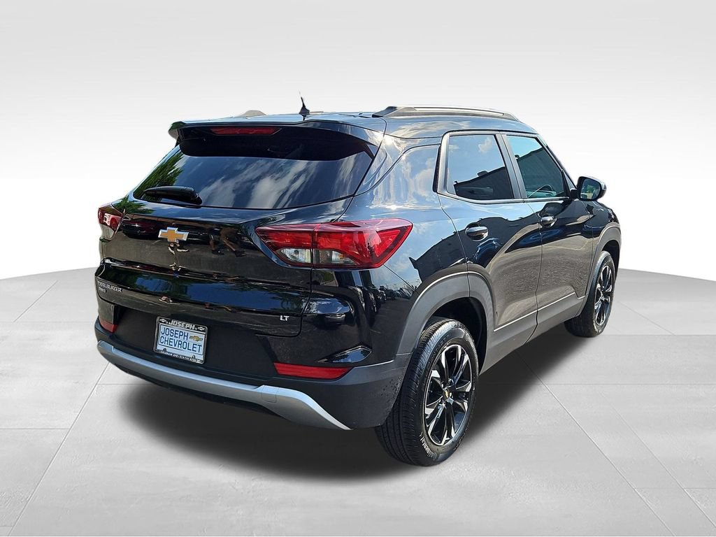 Used 2023 Chevrolet TrailBlazer LT w/ Convenience Package AWD/4WD image 4