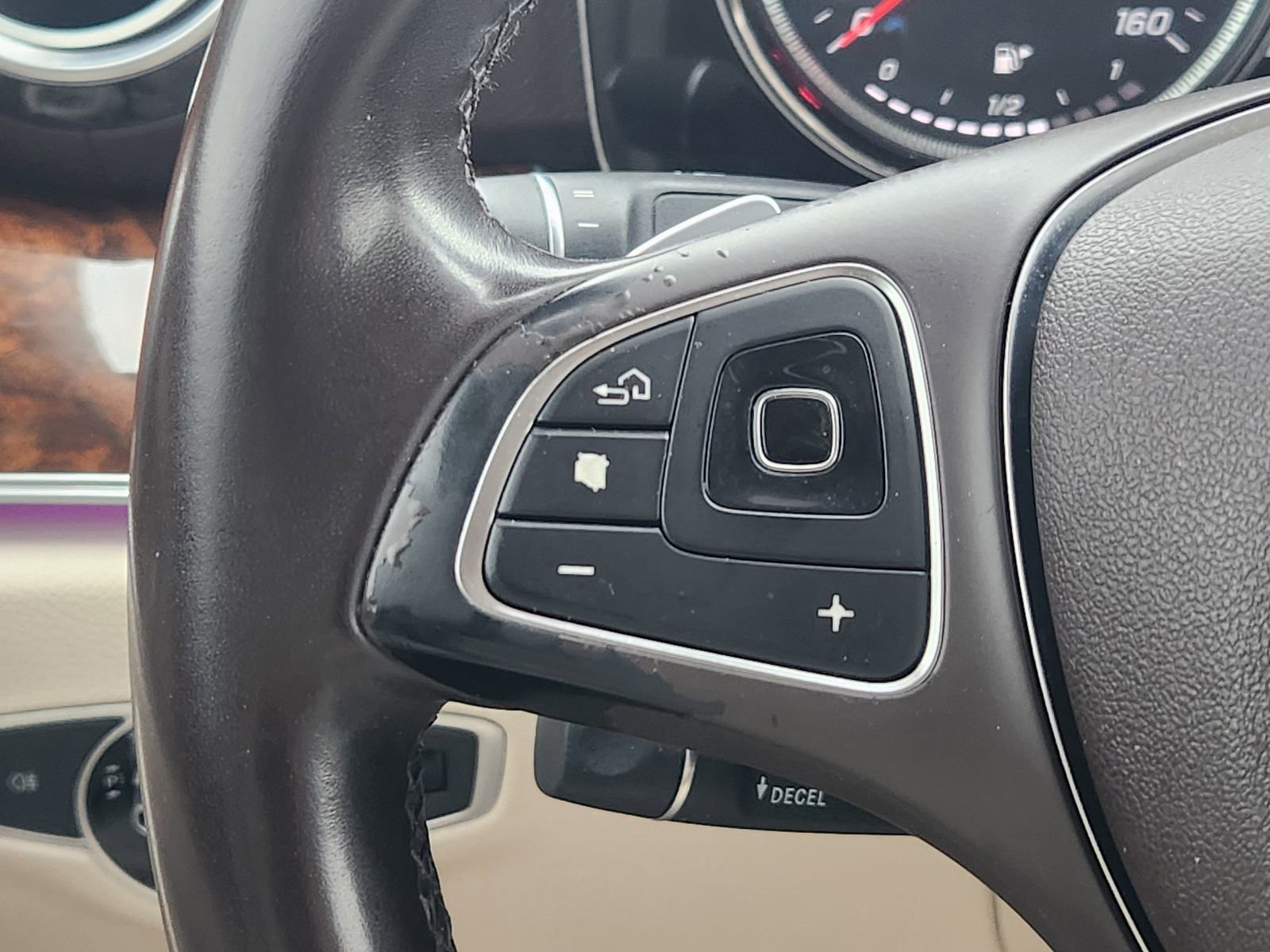 Used 2017 Mercedes-Benz E 300 4MATIC image 31