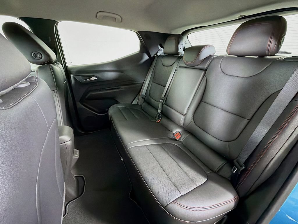 New 2027 Chevrolet Bolt RS FWD image 17