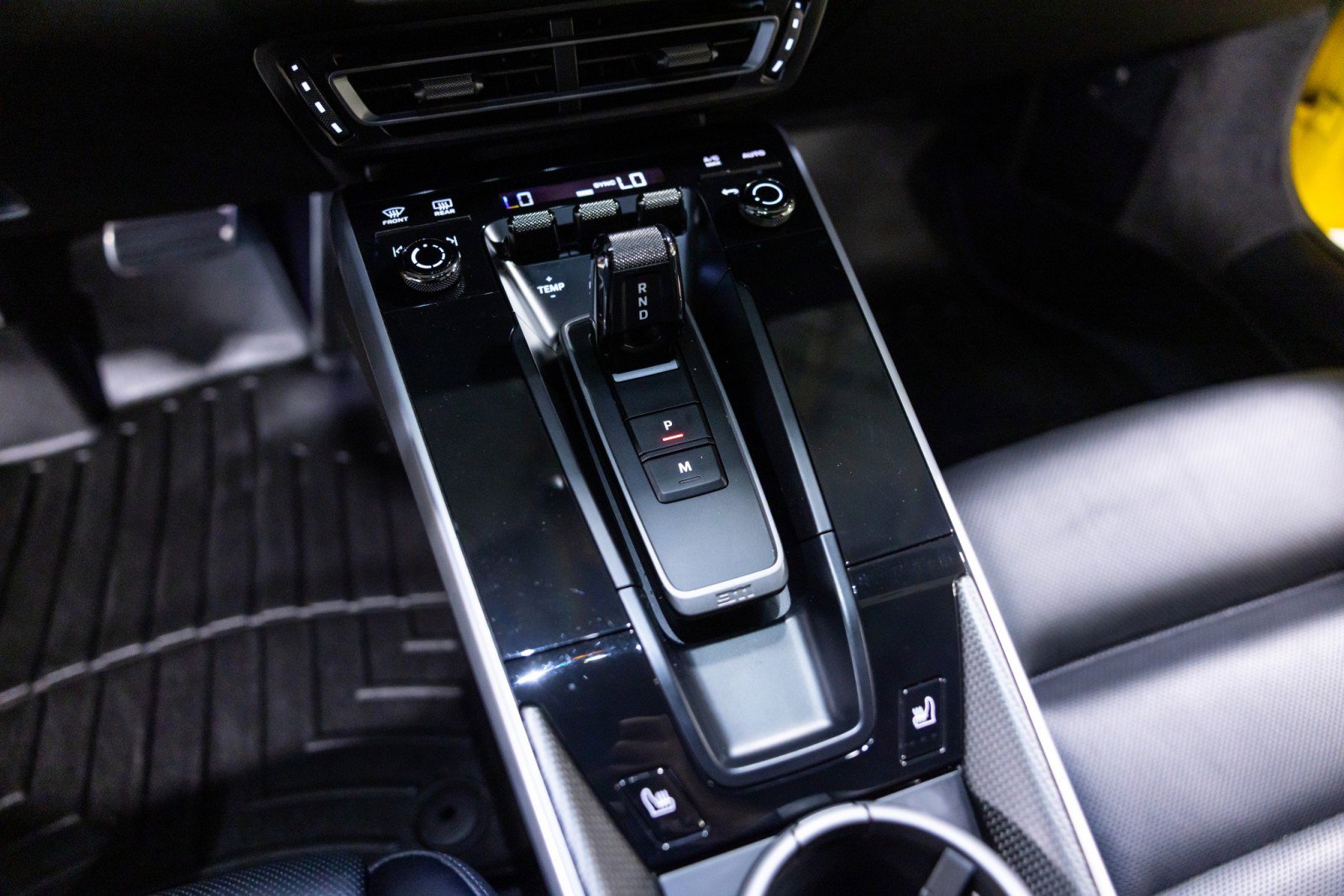 Used 2021 Porsche 911 Turbo S AWD/4WD image 50