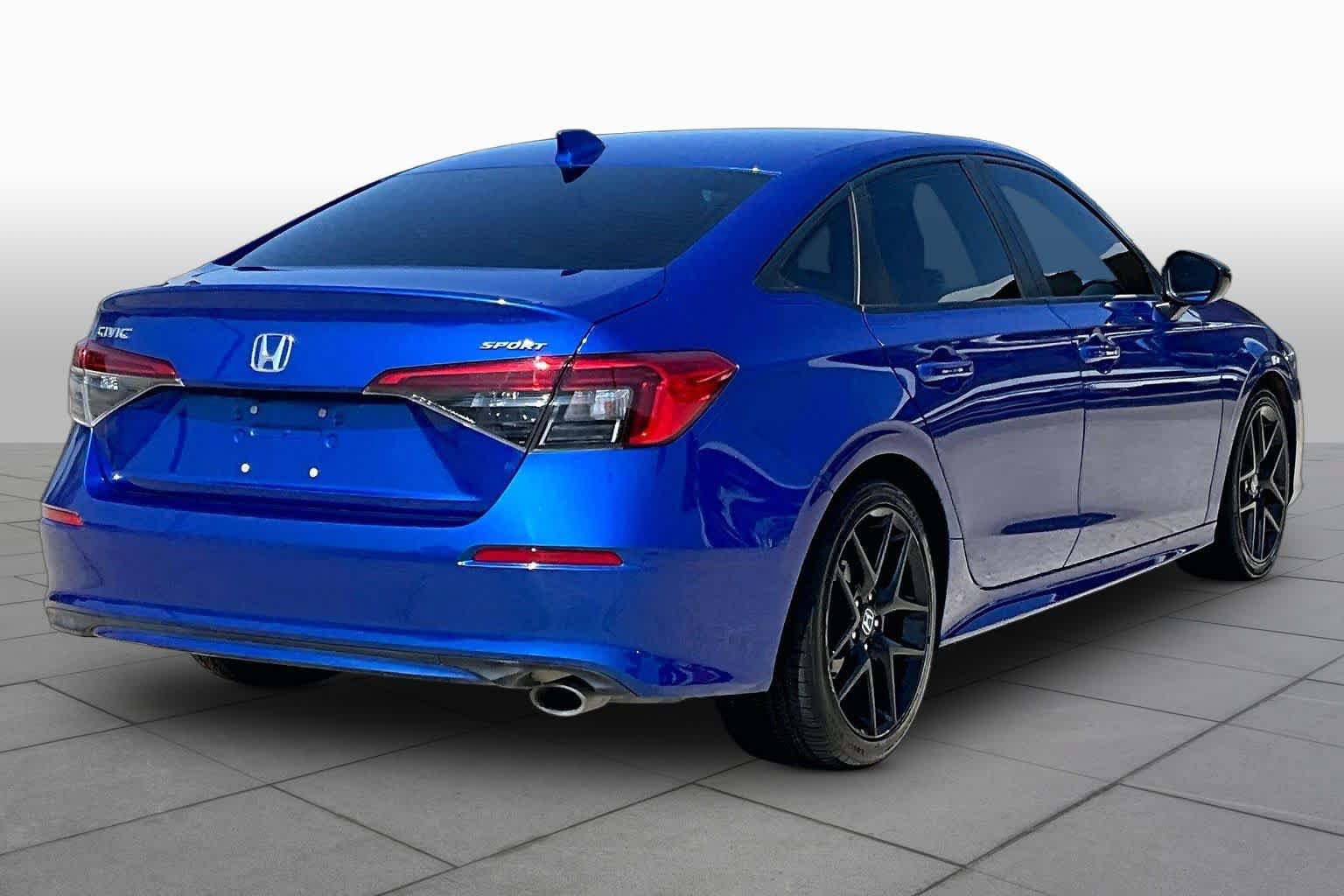 Used 2023 Honda Civic Sport image 13