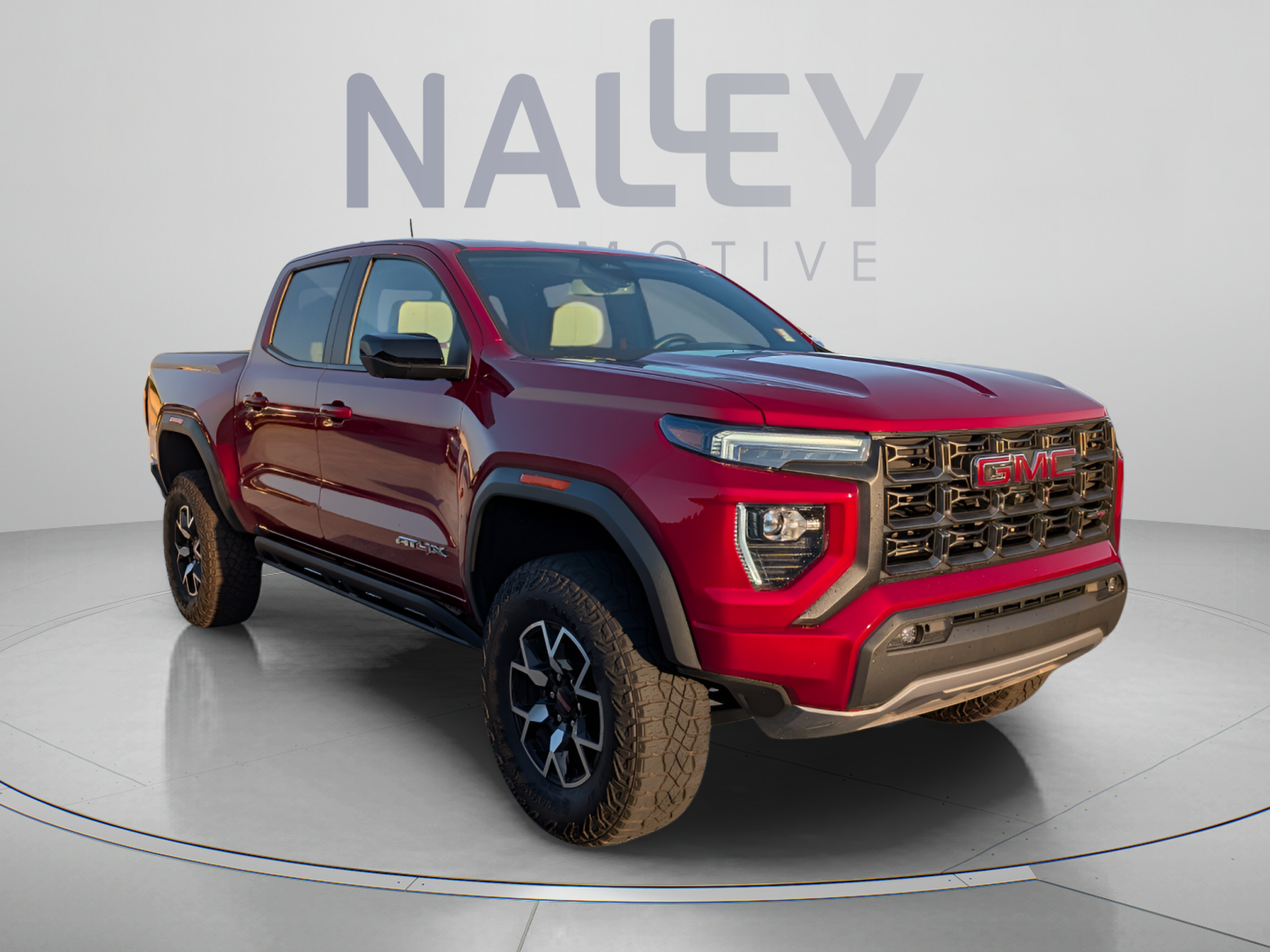 Used 2025 GMC Canyon AT4 w/ AT4X Package AWD/4WD image 7