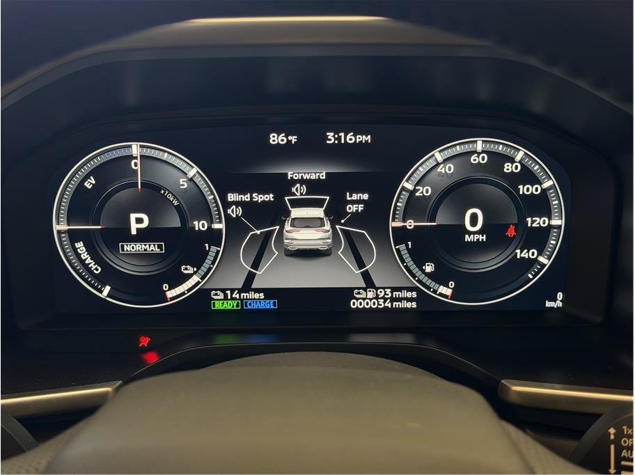 Used 2025 Mitsubishi Outlander 4WD Plug-In Hybrid image 12
