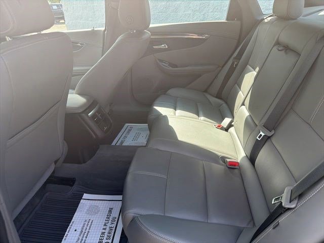 Used 2016 Chevrolet Impala LT w/ Leather Package FWD image 15