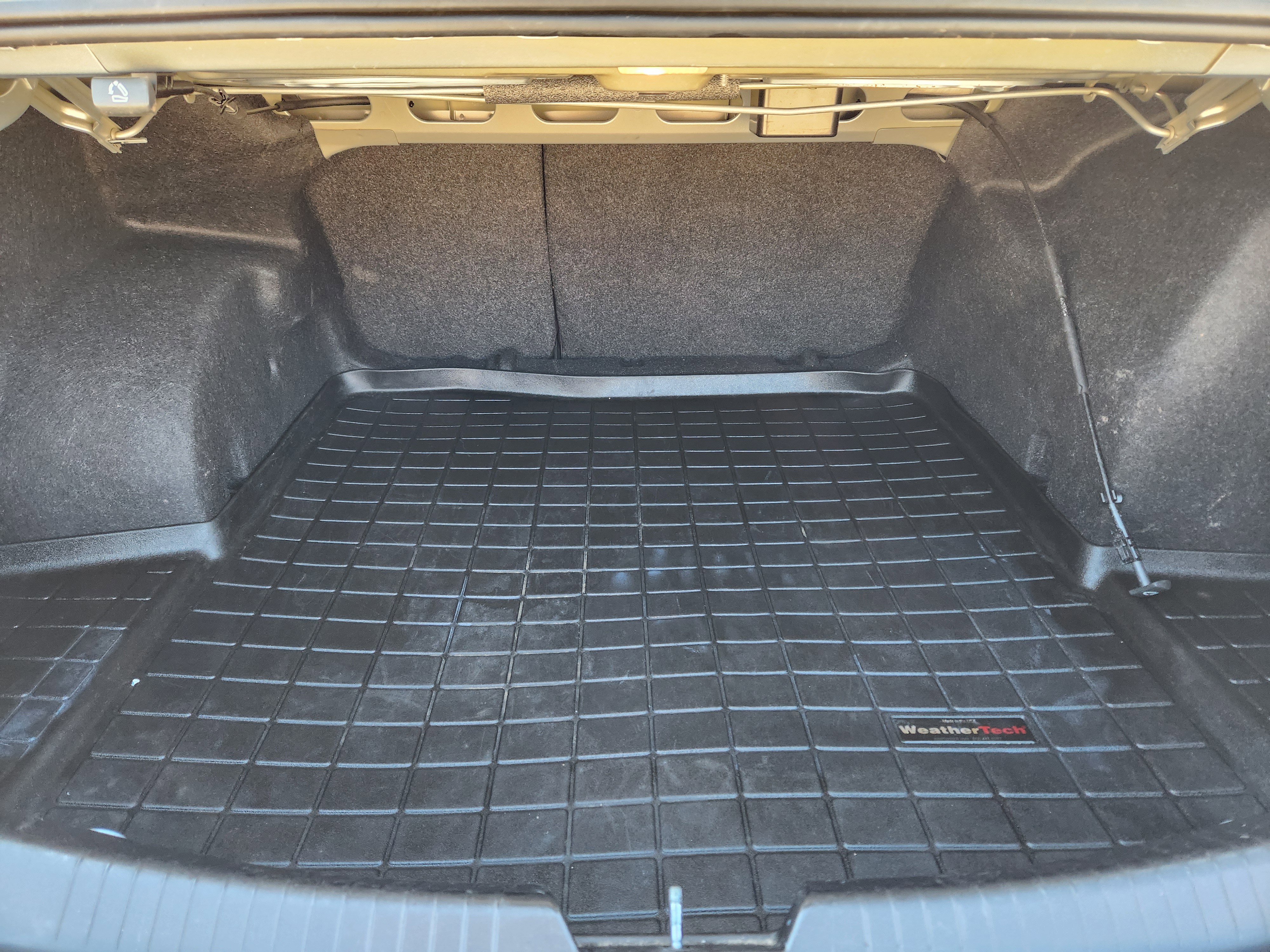 Used 2017 Chevrolet Malibu LT image 31