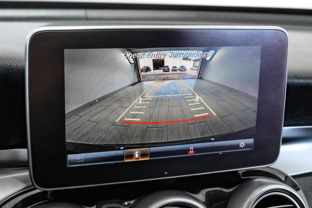 Used 2017 Mercedes-Benz GLC 300 4MATIC Coupe image 21