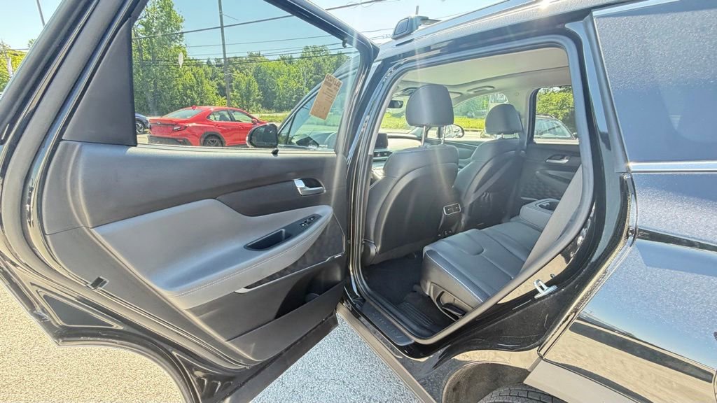 Used 2023 Hyundai Santa Fe Limited AWD/4WD image 6