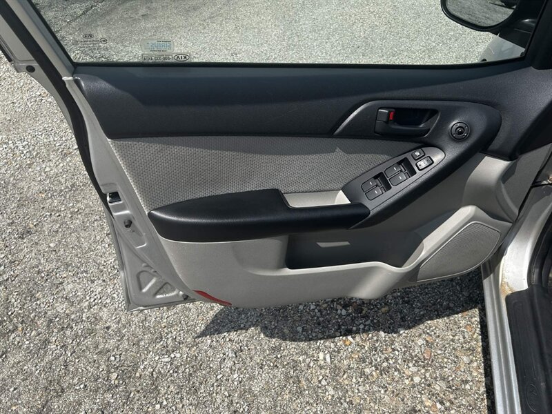 Used 2010 Kia Forte EX FWD image 33