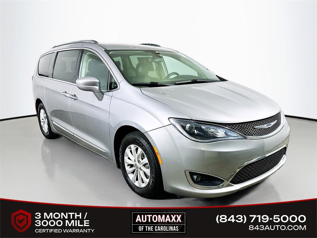 Used 2018 Chrysler Pacifica Touring-L w/ Premium Audio Group