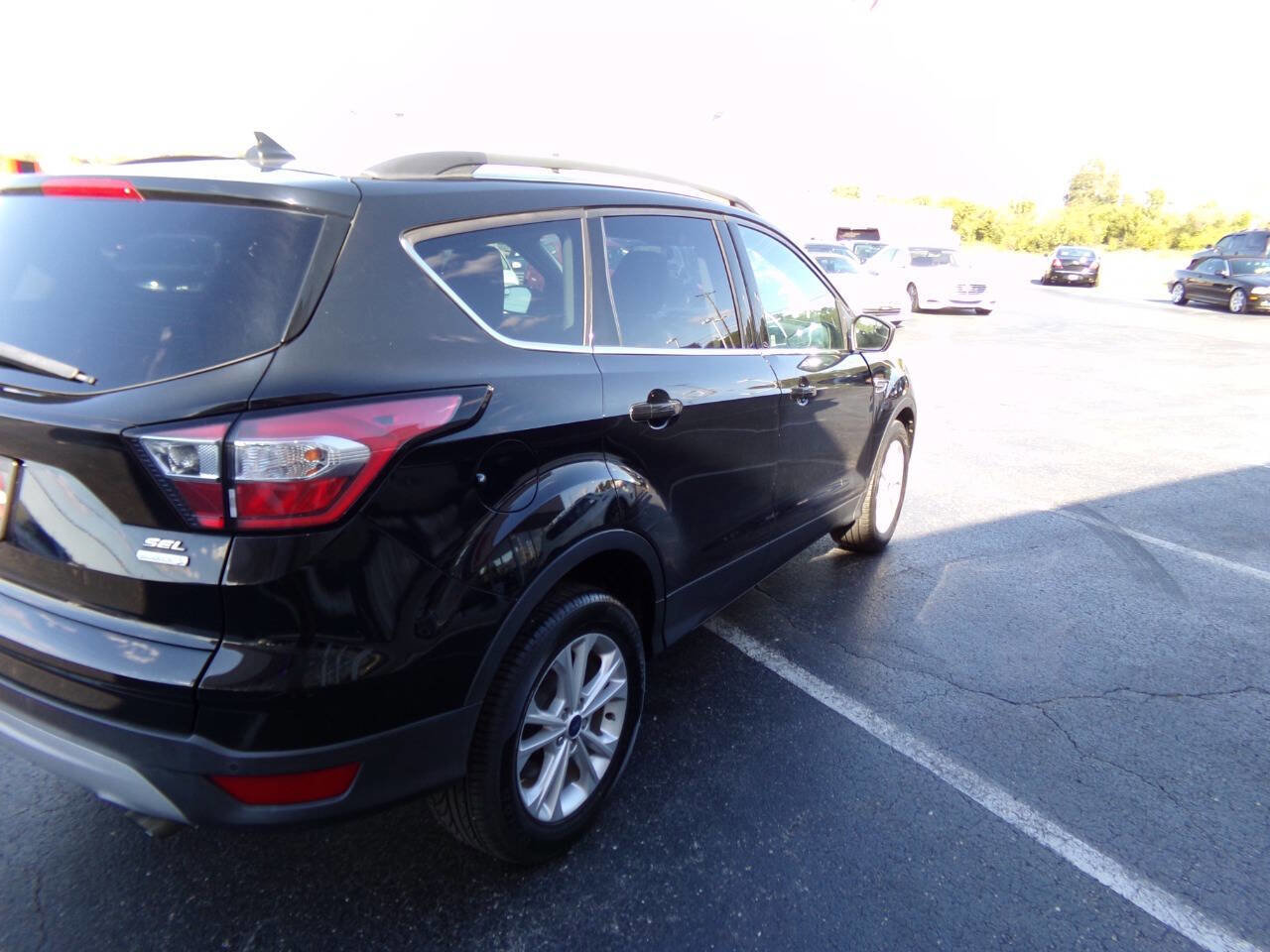 Used 2018 Ford Escape SEL image 40