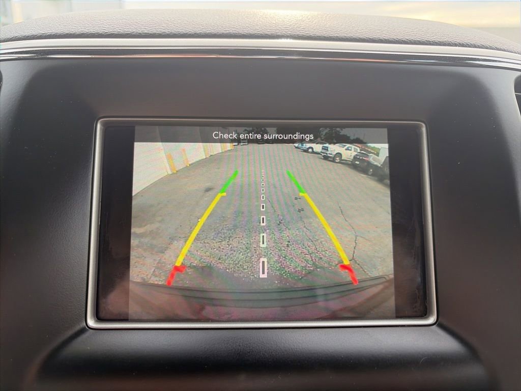 Used 2019 Jeep Grand Cherokee Laredo image 15