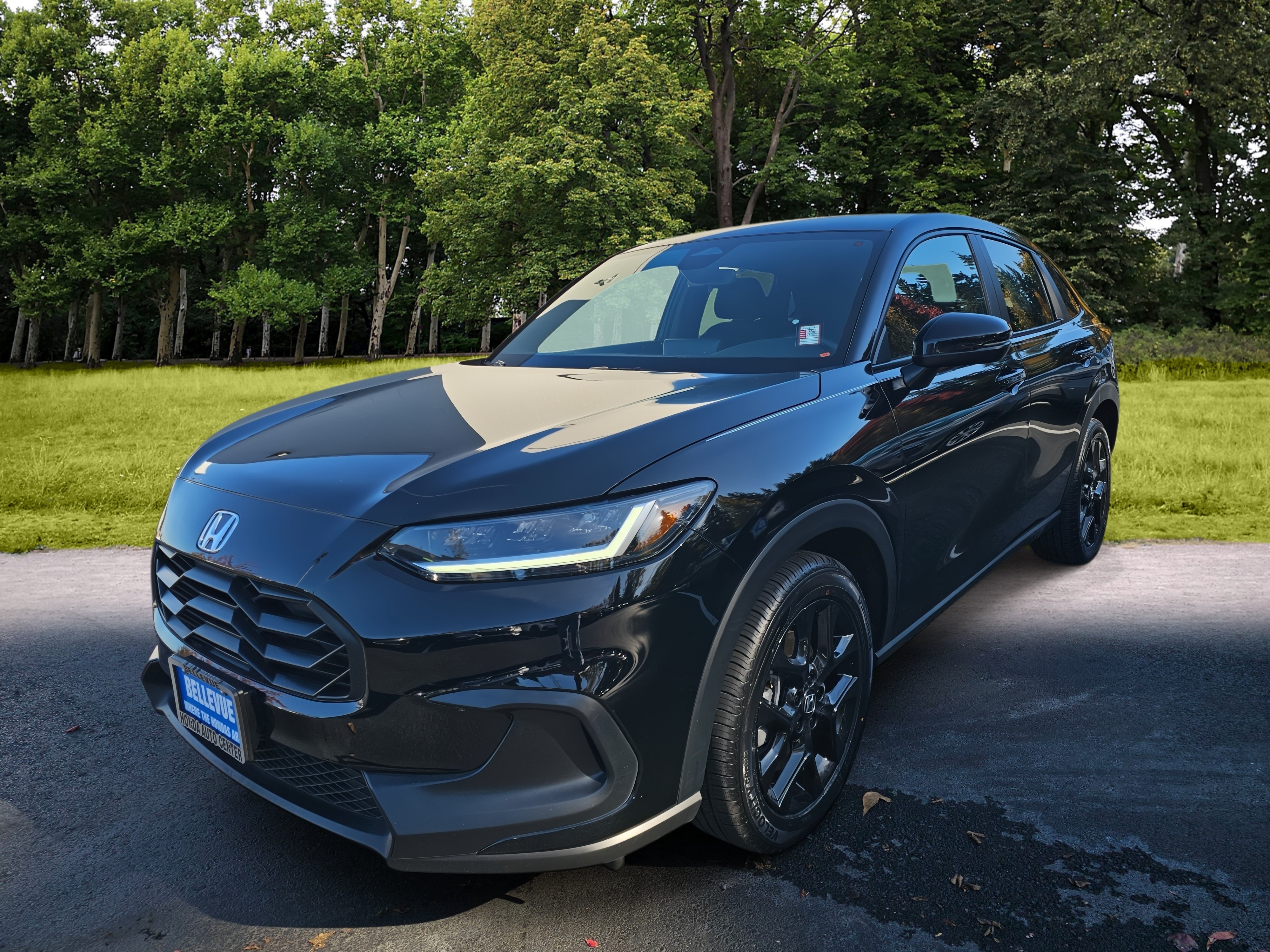 Used 2024 Honda HR-V Sport image 3