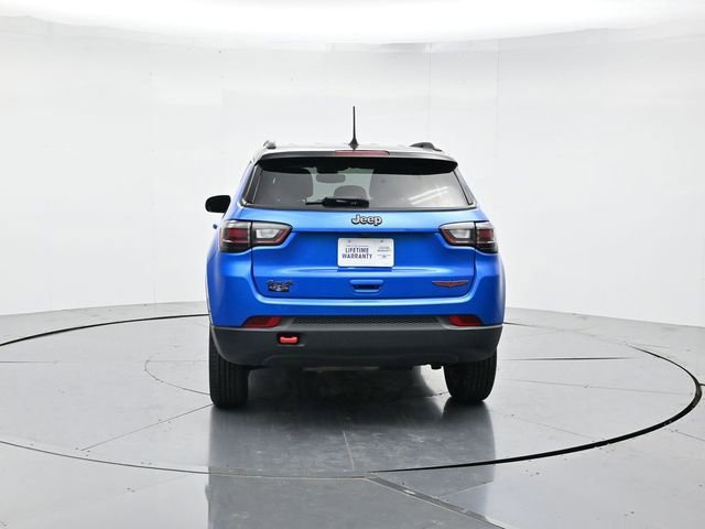 Used 2022 Jeep Compass Trailhawk w/ Trailhawk Elite Group AWD/4WD image 8