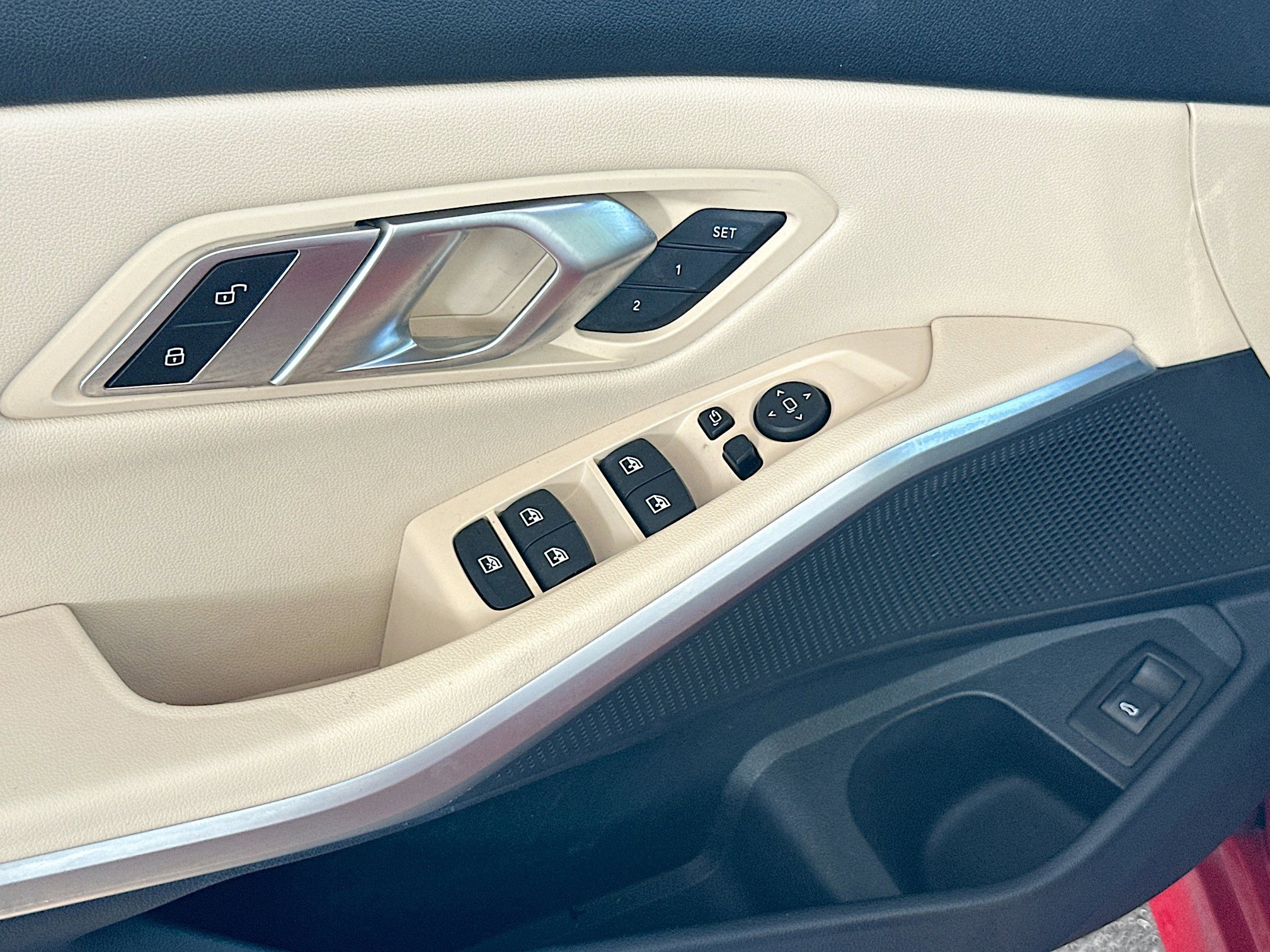 Used 2019 BMW 330i Sedan image 16