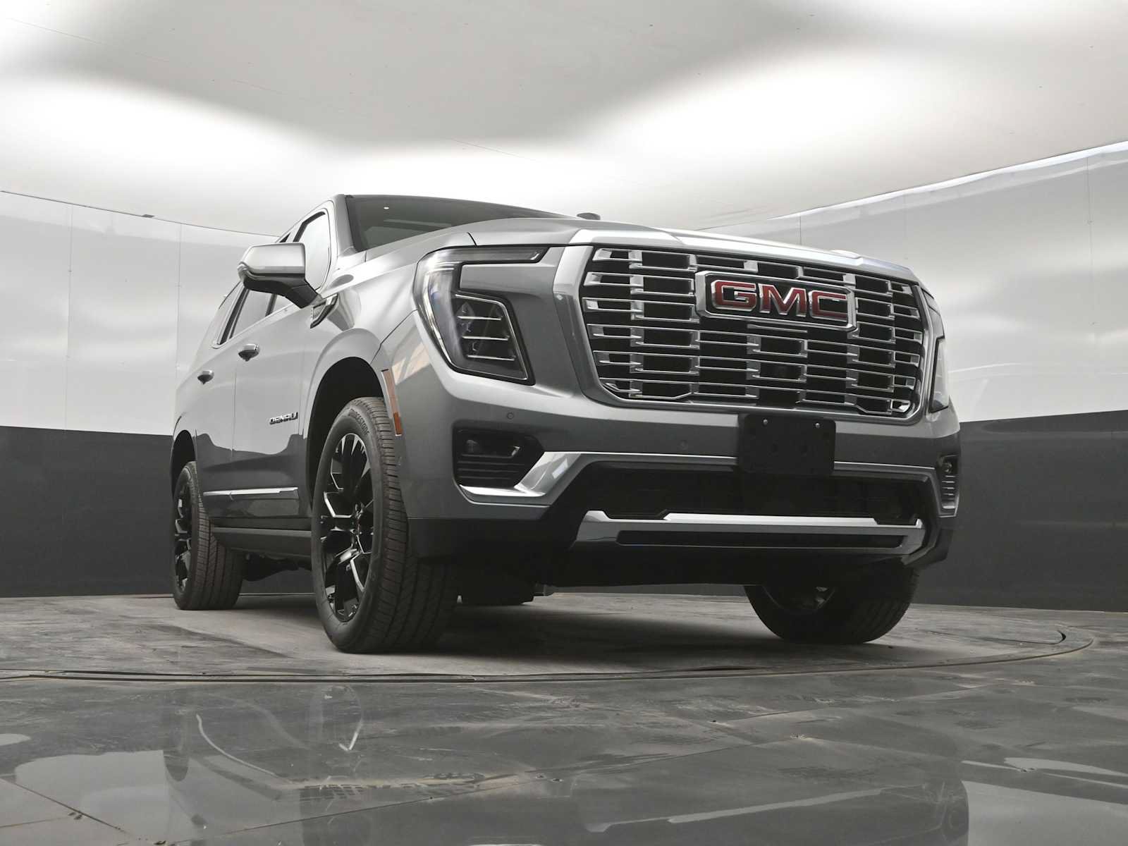 New 2026 GMC Yukon Denali w/ Sun & Power Step Package AWD/4WD image 34