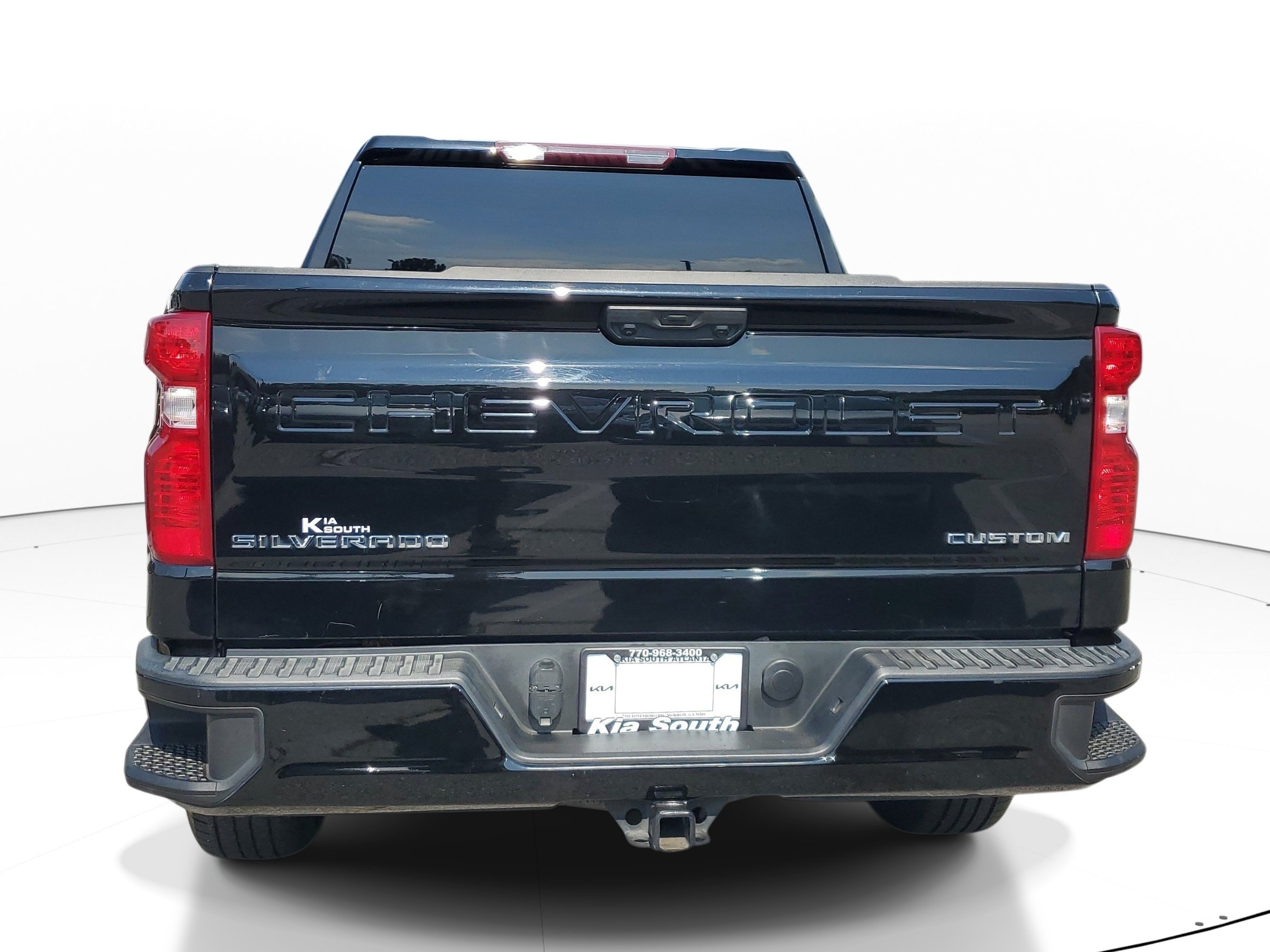 Used 2024 Chevrolet Silverado 1500 Custom RWD image 5