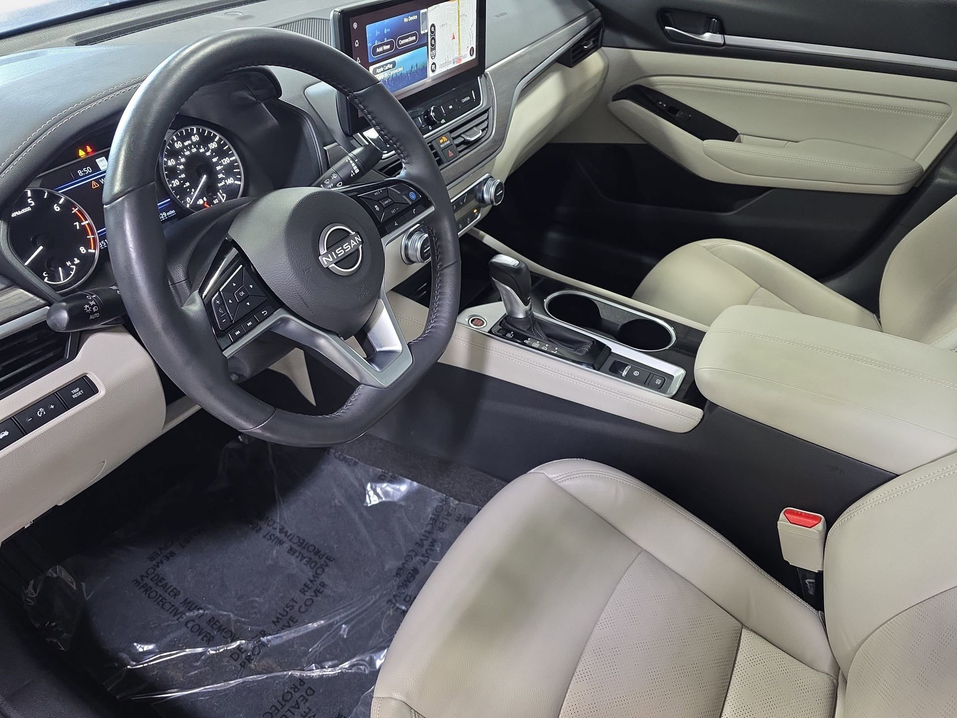 Used 2023 Nissan Altima 2.5 SL FWD image 16