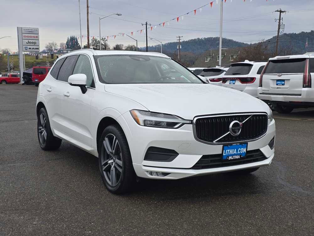 Used 2021 Volvo XC60 T5 Momentum w/ Advanced Package image 7