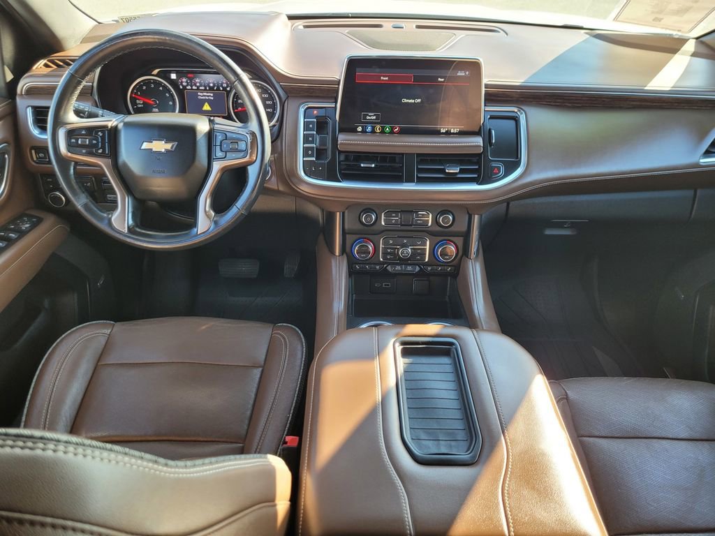 Used 2021 Chevrolet Suburban High Country w/ Premium Package image 14