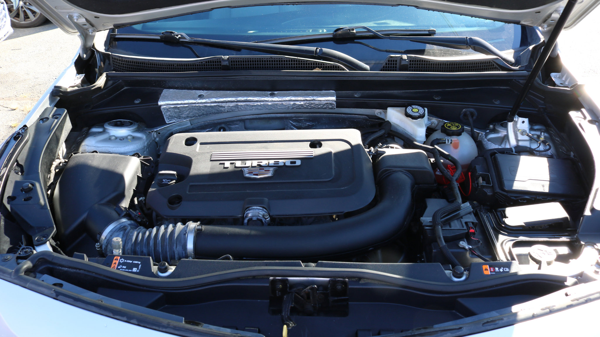 Used 2021 Cadillac XT4 Luxury w/ Cold Weather Package image 40