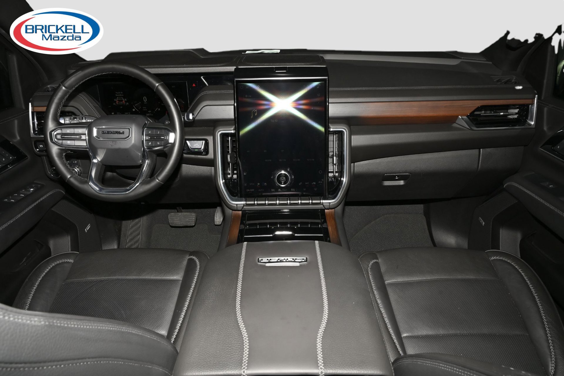 Used 2025 GMC Yukon Denali AWD/4WD image 18