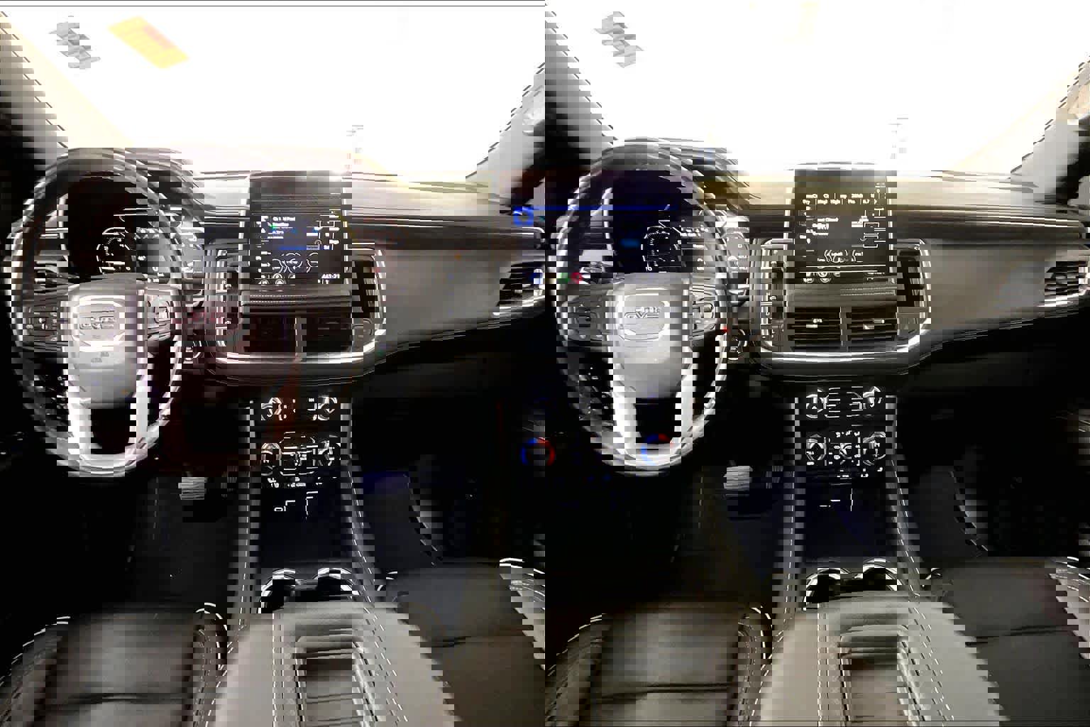 Used 2021 GMC Yukon SLT w/ SLT Luxury Package image 13