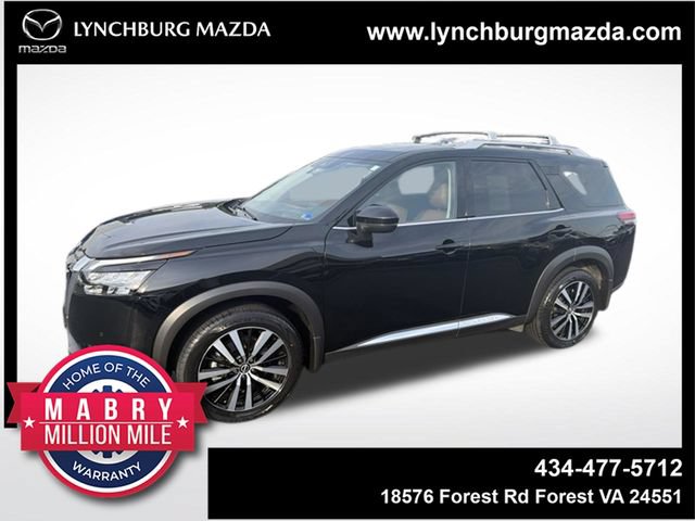 Used 2025 Nissan Pathfinder Platinum w/ Cargo Package