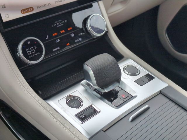 New 2026 Jaguar F-PACE SVR AWD/4WD image 9