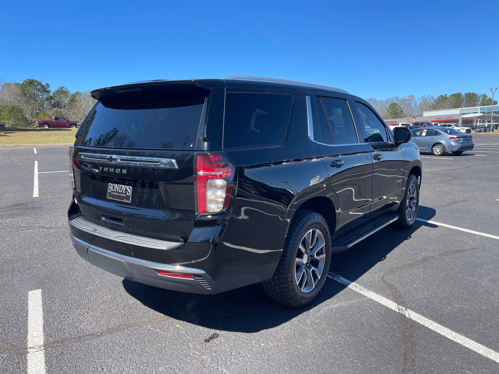 Used 2023 Chevrolet Tahoe LS image 17