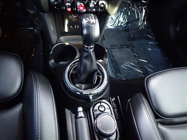 Used 2015 MINI Cooper 2-Door Hardtop image 23