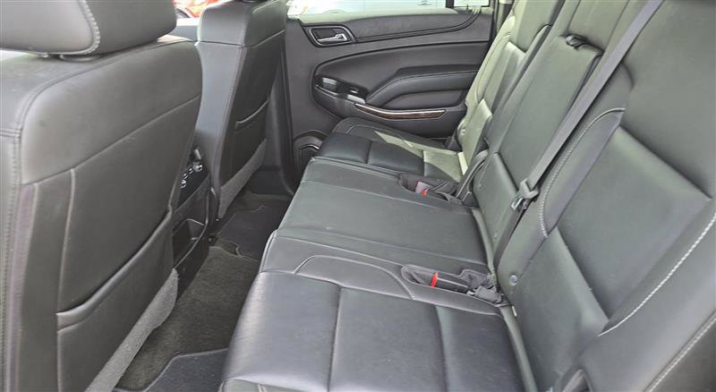 Used 2018 Chevrolet Suburban LT RWD image 7
