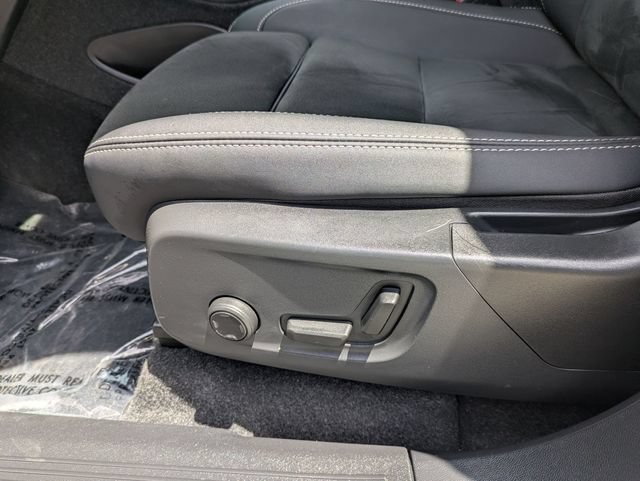 Certified 2023 Volvo XC40 Recharge Ultimate AWD/4WD image 14